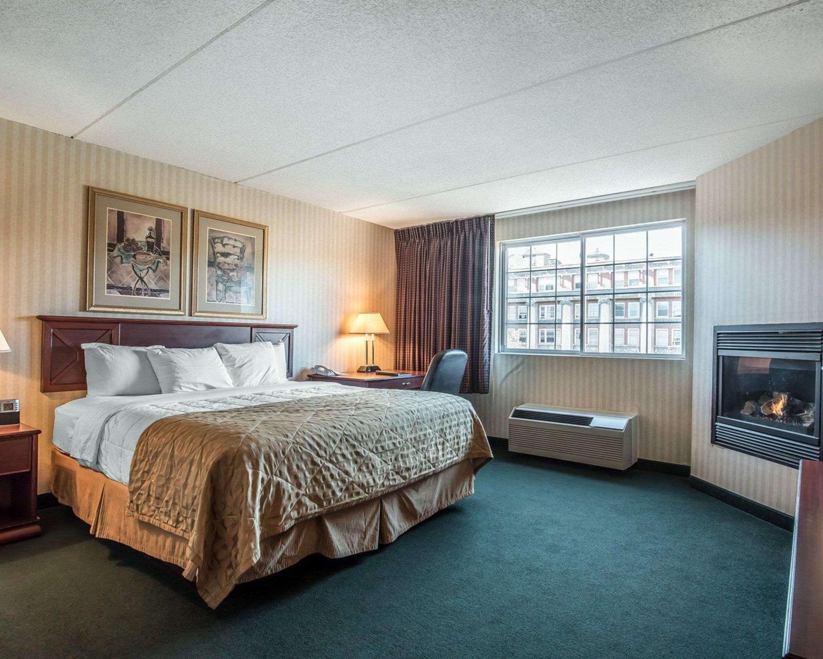 The Marx Hotel - Downtown - University Area Онеонта Экстерьер фото
