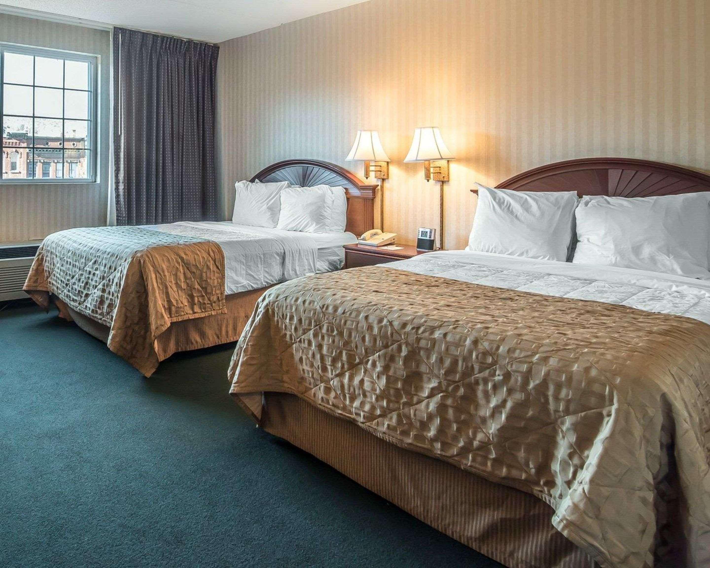 The Marx Hotel - Downtown - University Area Онеонта Экстерьер фото